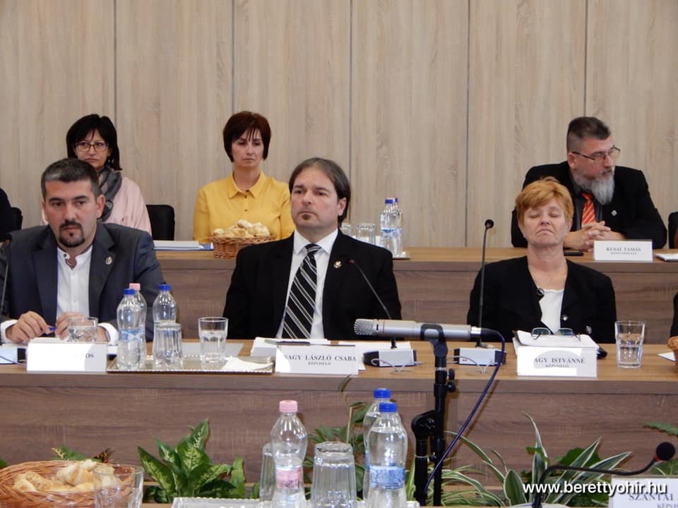 Megalakult a képviselő-testület 32